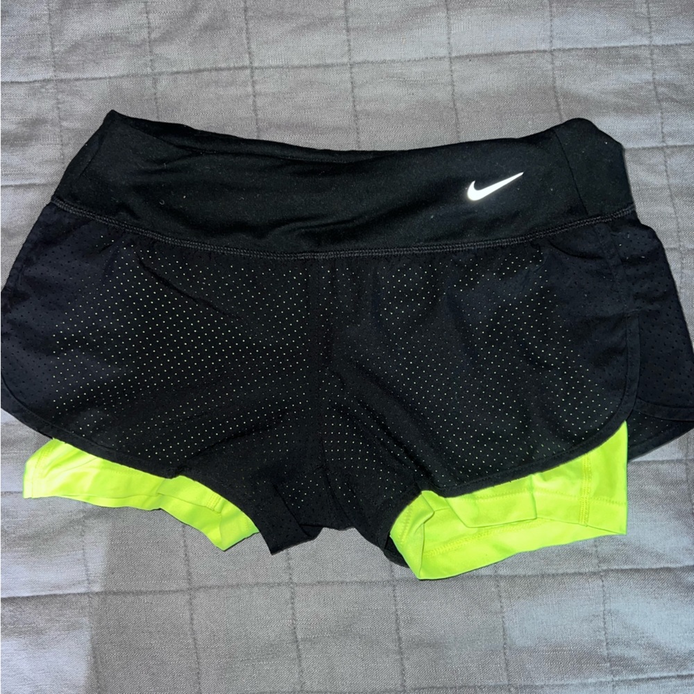 Nike short